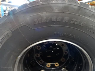 - Geen producent - - MICHELIN 315/80 afbeelding 3 miniatuur
