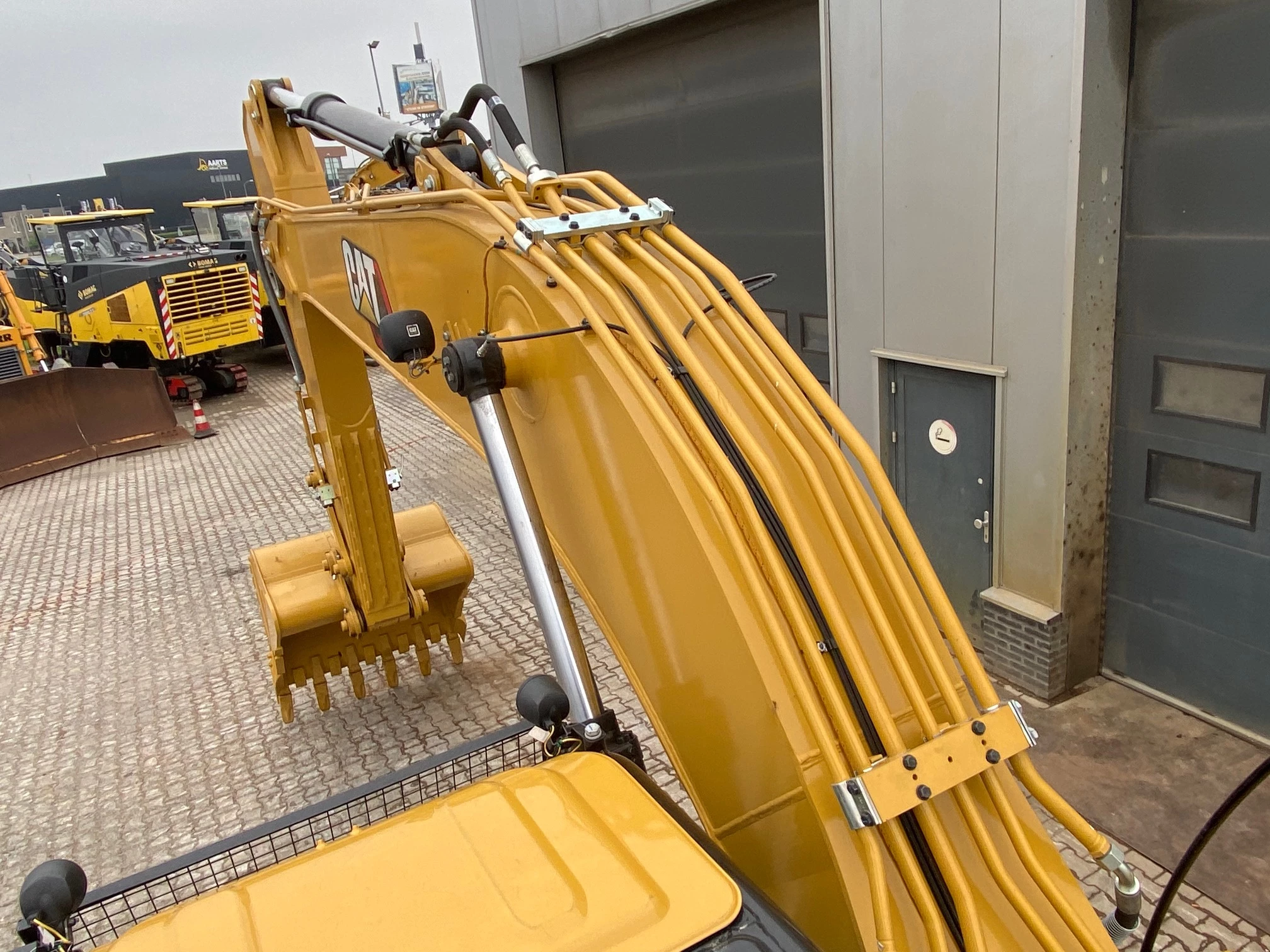 Caterpillar 323D3 2022 obrázek 8