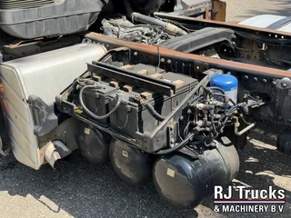 MAN TGA 2001 - 26.410 XXL 6x2 - Chassis | Retarder | Alcoa | Low Mileage | NL Truc image 24