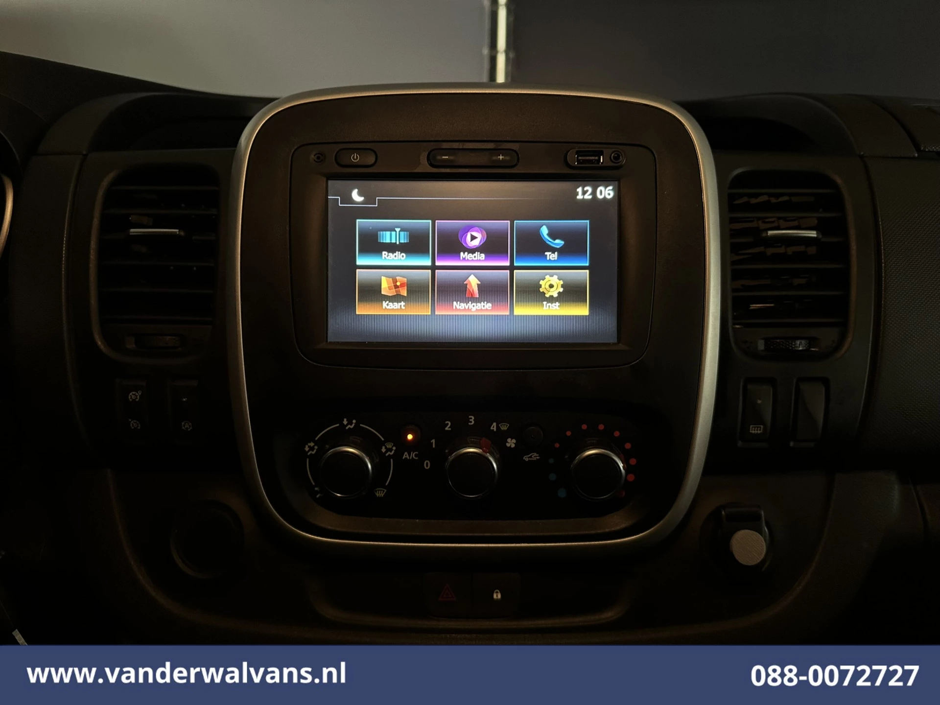 Renault Trafic 2021 - 2.0 MultiJet 146pk L2H1 Euro6 Airco | Camera | Navigatie | Cruisecontrol obrázek 13