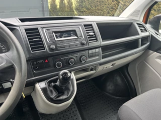Volkswagen Transporter 2019 - 2.0 TDI 102 PK TRENDLINE / L2H1 / 1e EIG. / DUBBEL CABINE / TREKHAAK / AIRCO / CRUISE obrazek 12