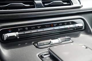 Mercedes-Benz V-Klasse 2024 - 300d 4-MATIC Extra Lang Avantgarde DC 237pk - 360 Cam - Multibeam - Burmester - Elektrische schuifdeuren - Rijklaar afbeelding 37