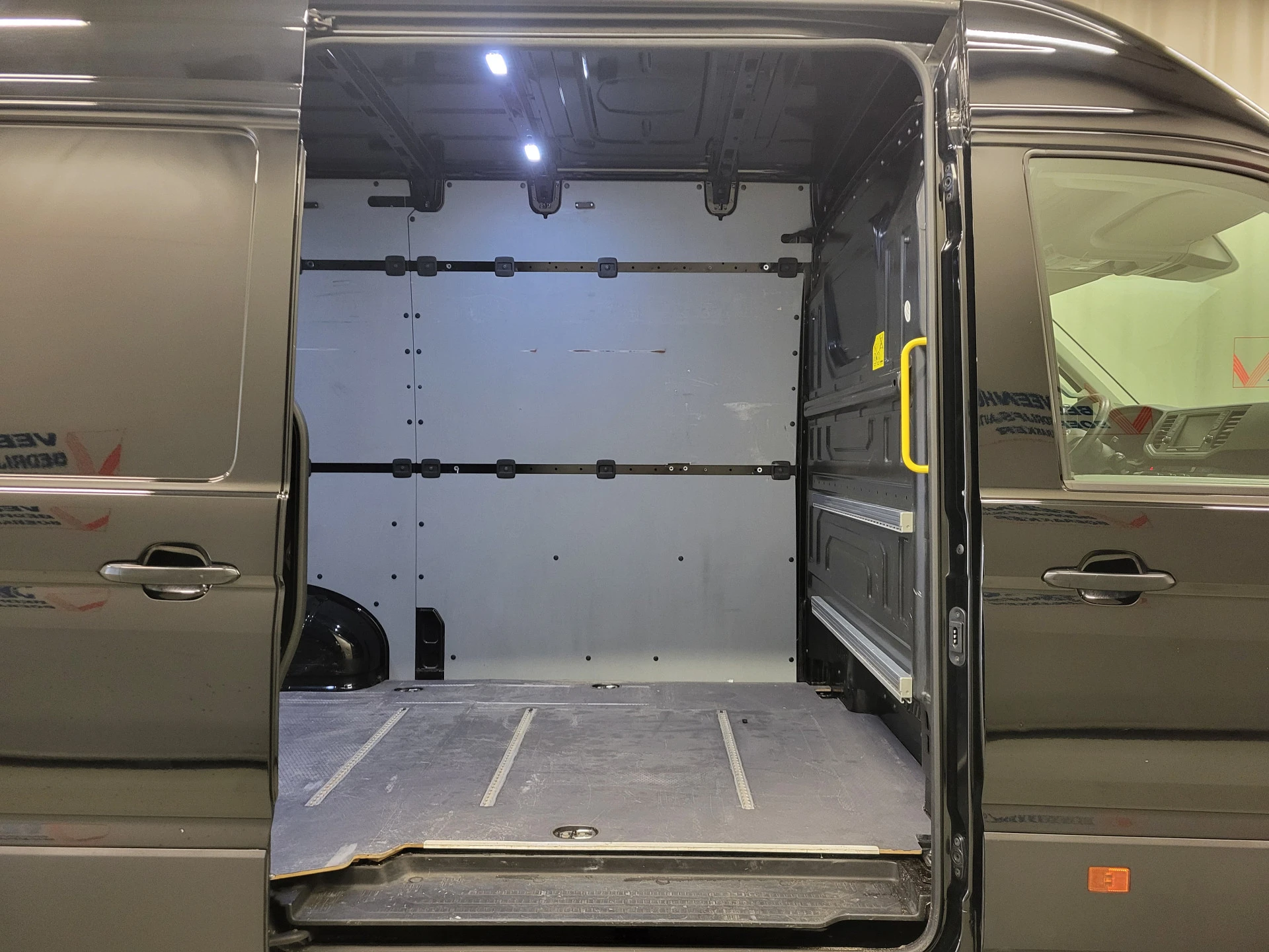 Volkswagen Crafter 2019 - 2.0TDI L3/H3 3000kg Trekgewicht Euro 6! image 7