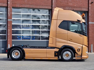 Volvo FH 2026 - 13.500 Aero Globetrotter XL 4x2 - New - Full spec - BUFFL interior - Retarder image 9