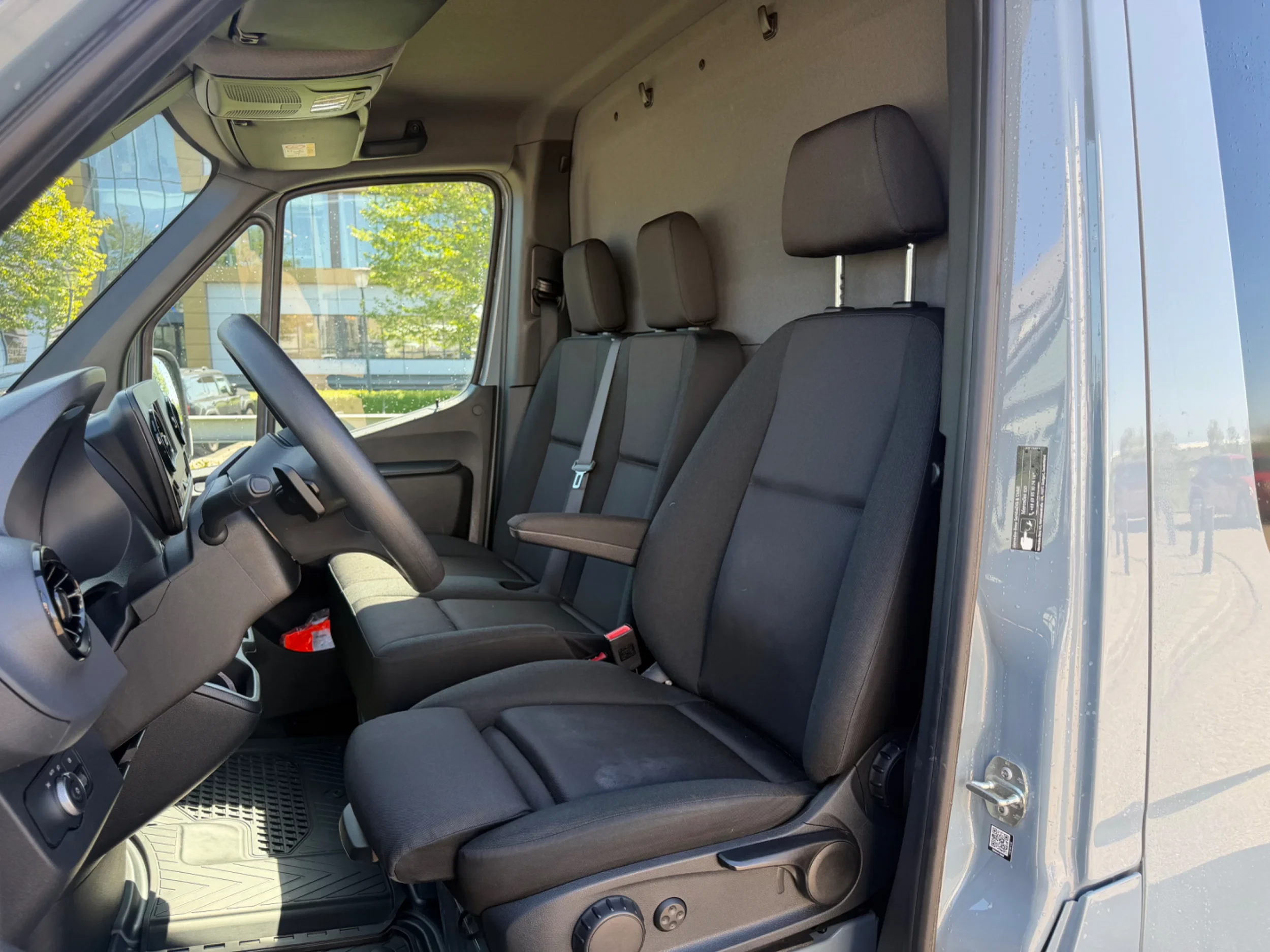 Mercedes-Benz Sprinter 2023 - 319CDI L2H1 Automaat Airco Navi Cruisecontrol Trekhaak obrázek 13