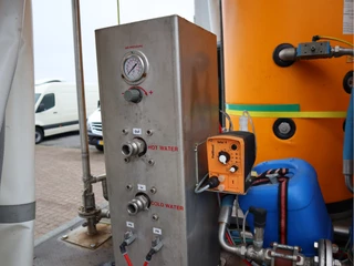 Bunk BU 7000 2012 - 7m + Aggregaat - Compleet ingericht - Desinfectie Trailer obrazek 15
