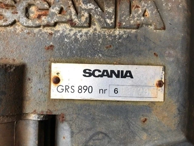 Scania 2002 - GRS 890 + PTO AND PLUNJER PUMP immagine 3