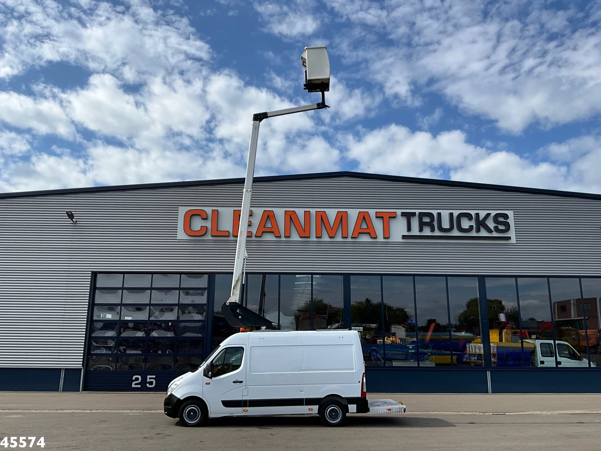 Renault Master 2018 - T35 2.3 DCI Euro 6 Klubb 12,5 meter hoogwerker afbeelding 1