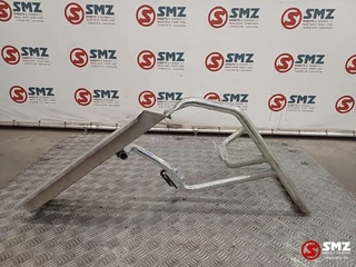 Mercedes-Benz N/A 2016 - Occ trap batterijbak Mercedes imagen 2