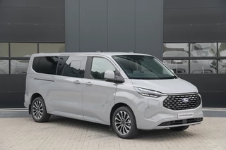 Ford Tourneo Custom 2026 - 340 2.5 PHEV L2H1 Titanium X 232pk | ACC | Pano | B&O | Elek. schuifdeuren | 360 camera | Elek-Trekhaak | Prijs excl. BTW | Rijklaar obrazek 3