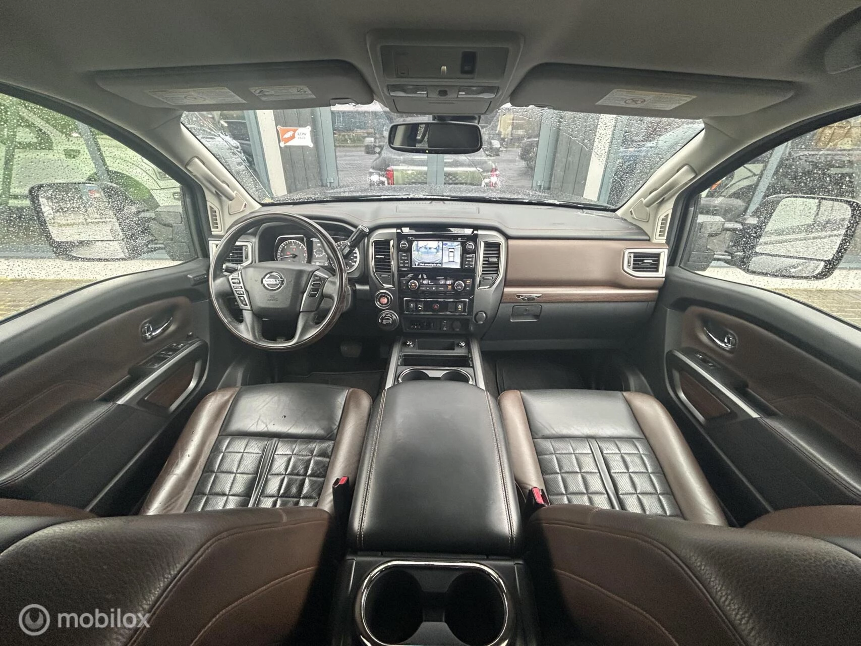 Nissan Titan 2016 - XD 5.0 V8 Cummins TD Platinum Reserve image 13