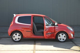Renault Twingo 2011 - 1.2-16V Collection Airco 75PK image 4