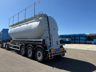 Feldbinder EUT 40 3 2007 - EUT 40 3 Alu. Zement Silo - Powder Bulk tank Onderlosser 1 Comp.| 39 m3 obrazek 2