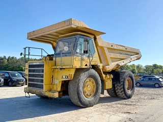 Komatsu 2001 - HD605-5 - Automatic Greasing / Camera na sprzedaż