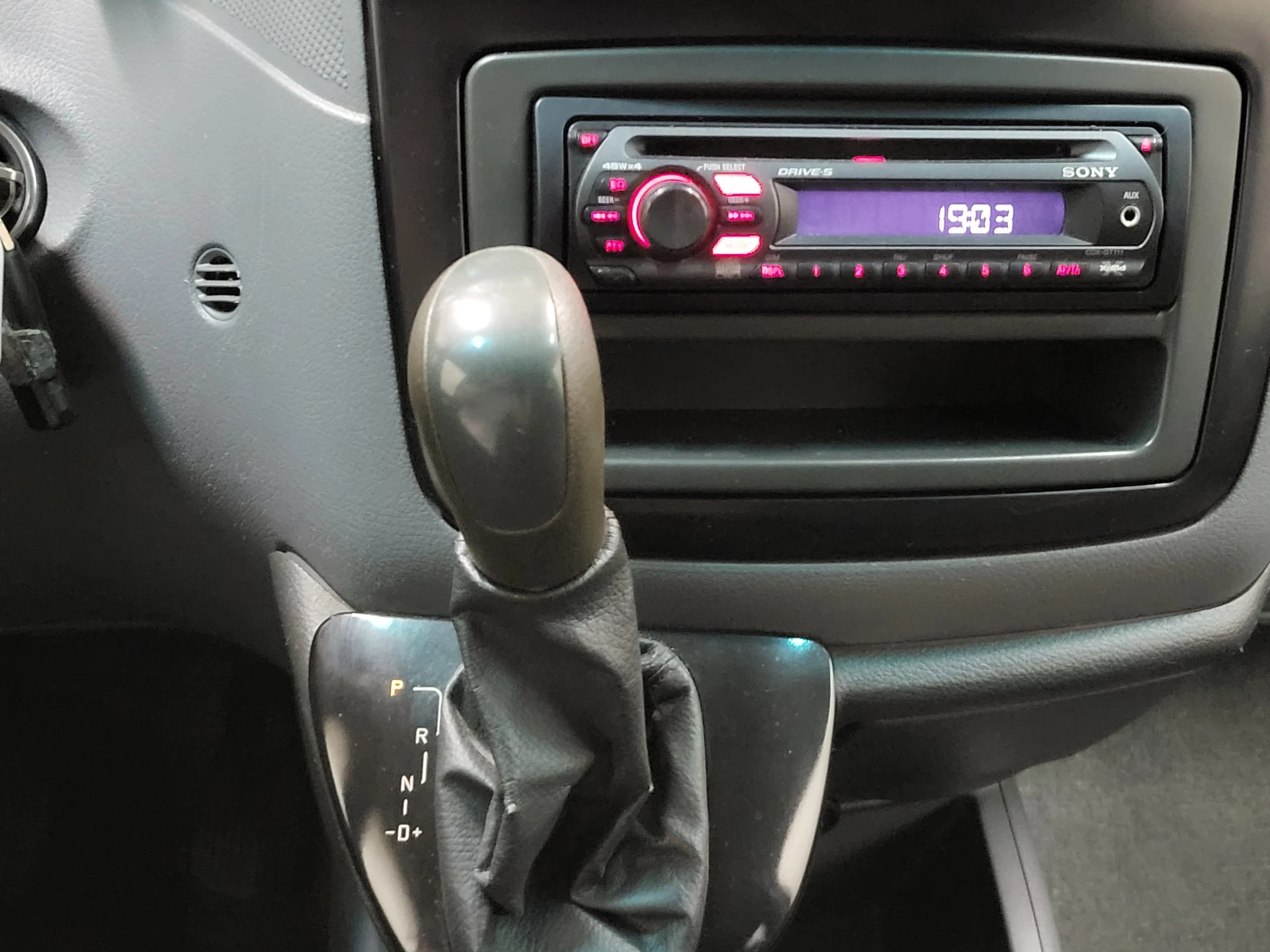 Mercedes-Benz Vito 2005 - 115CDI L2/H1 Dubbele Cabine Marge Automaat Apk tot 3-3-2027! obrázek 12