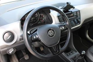 Volkswagen up! 2019 - 1.0 BMT high up! PANORAMADAK ECC WINTERPAKKET PDC <<NL AUTO>> image 15