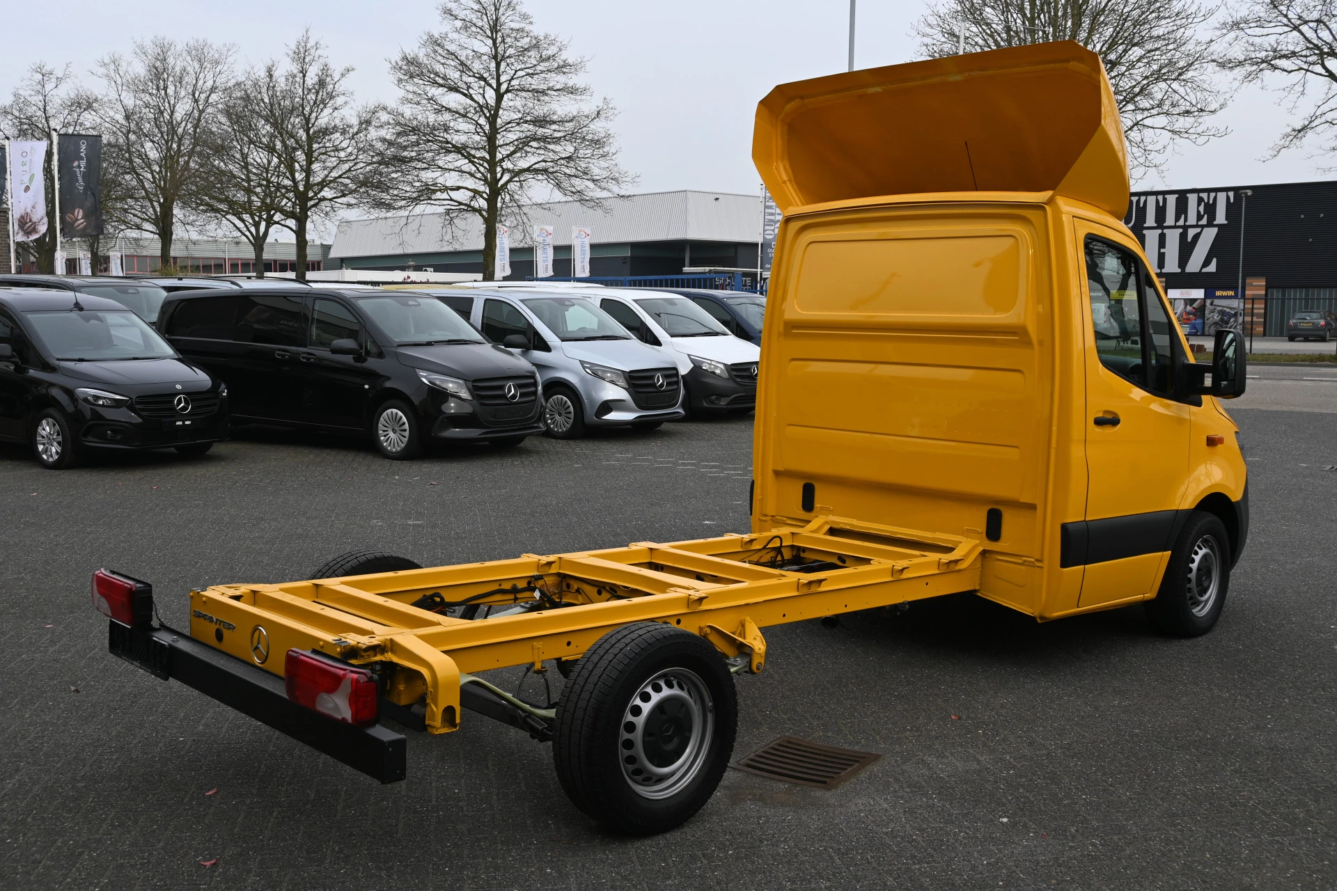Mercedes-Benz Sprinter 2023 - 315 CDI L2 FWD Chassis-cabine obrázek 3