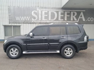 Mitsubishi Pajero 2007 - GLS 3.5 - V6 , 4x4 , 7 Pers., Full Option obrazek 2