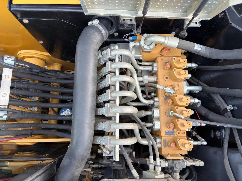 Cat 2017 - M315F - With OilQuick afbeelding 24