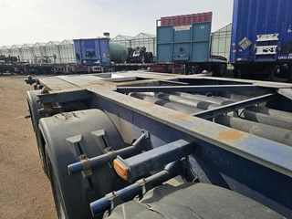 Van Hool 30 foot container chassis | tank container transport | saf Drum. 1998 - N/A obrazek 14
