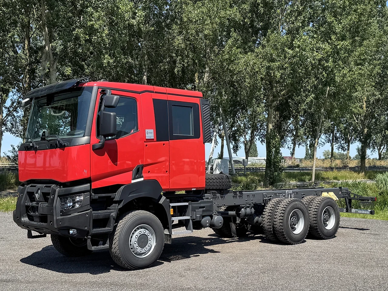 Renault K 2023 - P6X6 Medium Chassis Cabin (4 units) afbeelding 1