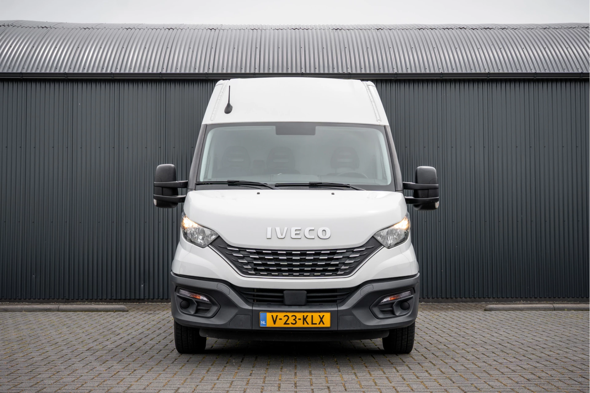 Iveco Daily 2021 - 35S14V 2.3 L4H2 | Automaat | 3.5T Trekgewicht | Climate | Cruise | Euro 6 изображение 3