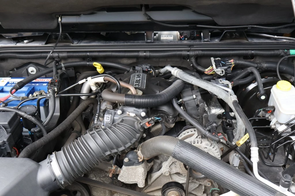 Jeep Wrangler 2011 - 3.8i V6 4x4 JK 2 drs / Automaat / Hardtop / Trekhaak afbeelding 46