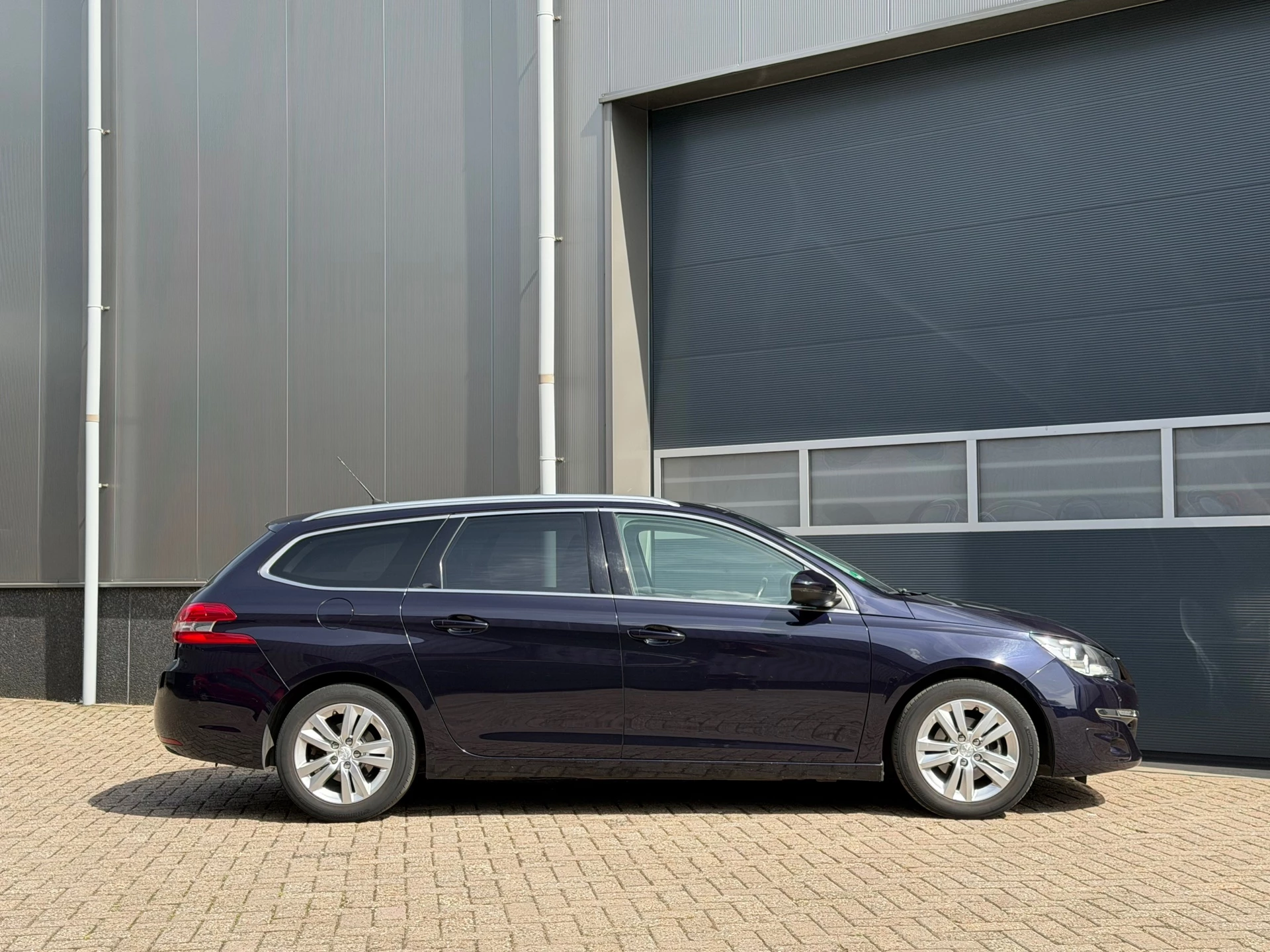 Peugeot 308 2015 - SW 1.6 BlueHDI Blue Lease Executive Pack bj.2015 Cam|Navi|Trekh|Pano|Nap. imagem 6