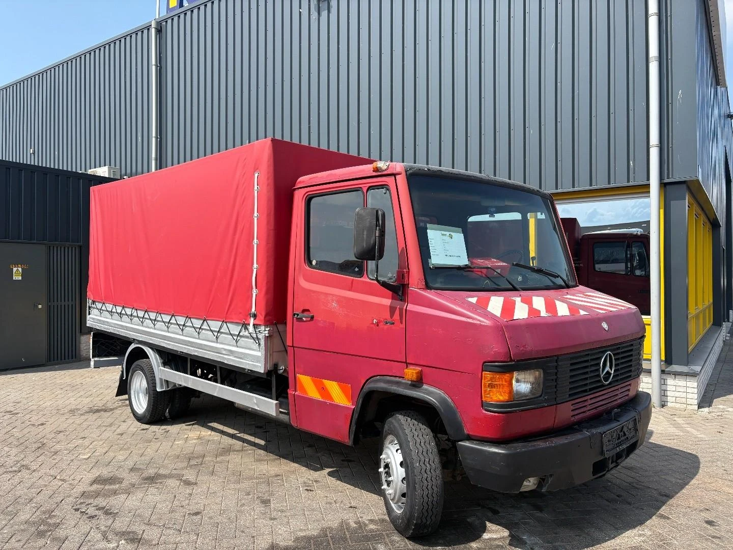 Mercedes-Benz 609 1991 afbeelding 1