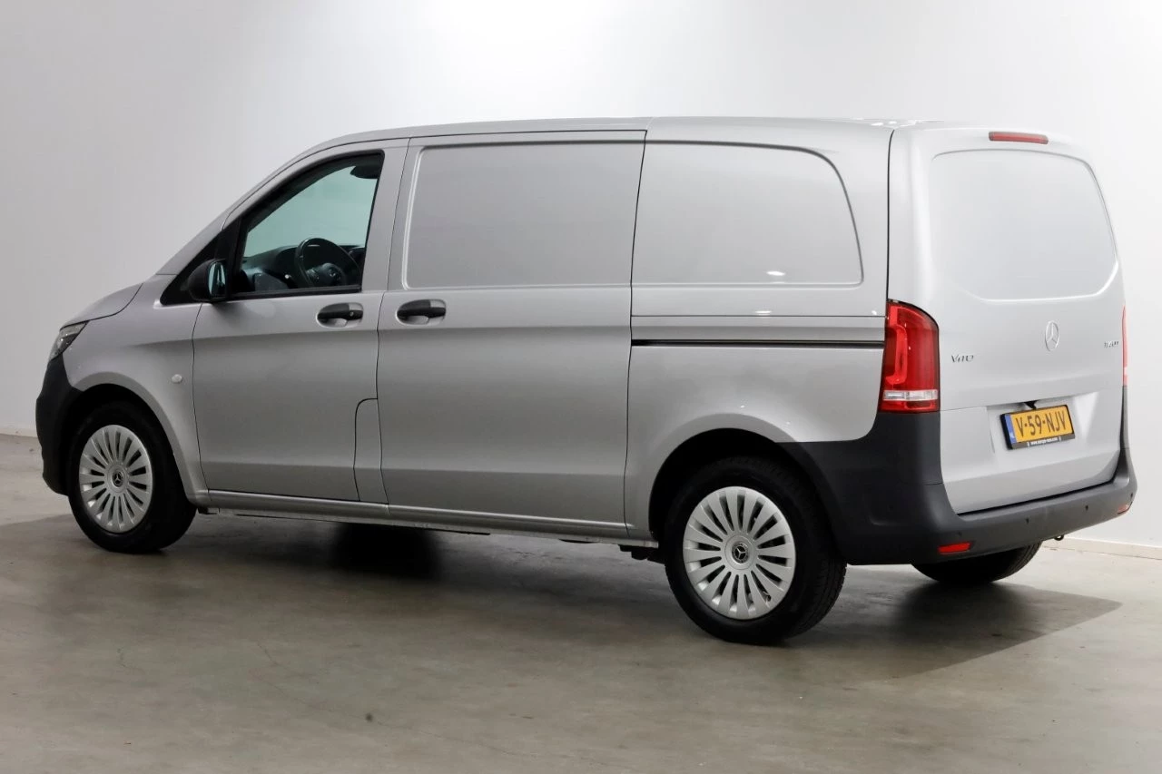 Mercedes-Benz Vito 2022 - CDI 136pk Compact 9G Automaat 2x Schuifdeur/LED/Camera/Inrichting 07-2022 image 11
