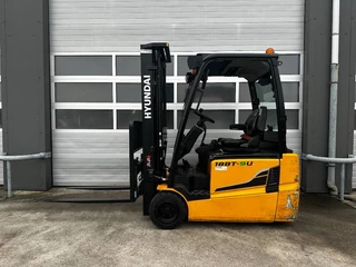 Hyundai N/A 2020 - 18BT-9U elektrische heftruck 1800kg 1.8ton triplex изображение 1