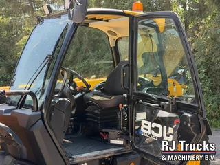 JCB 541-70 Agri - SRS | Hydraulic Quick Hitch | LED | Stage IV | 4,1 2018 - N/A obrazek 7