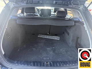 BMW 3 Series 2010 - Touring 320i High Executive auto loop op 3 cilinder. image 7
