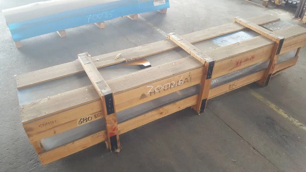 Hyundai - Boom Cylinder RH - Robex 320 LC-7, 31N9-50112 afbeelding 1