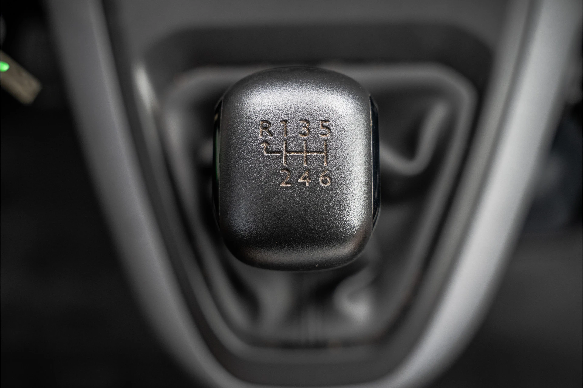 Opel Vivaro 2021 - 1.5 L2H1 | 3-Zits | 1e Eigenaar | Cruise | Airco afbeelding 22