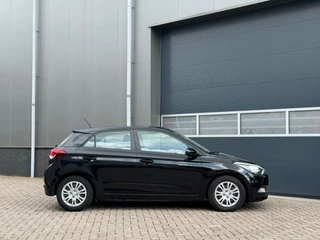 Hyundai i20 2015 - 1.2 LP i-Drive bj.2015 Airco|OH boekjes|Zeer netjes. image 6
