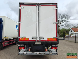 Volvo FM330 2020 - N/A image 8