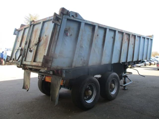 Fruehauf N/A 1982 - 2 Axle , Steel Tipper , Drum brakes, Spring suspension imagen 3