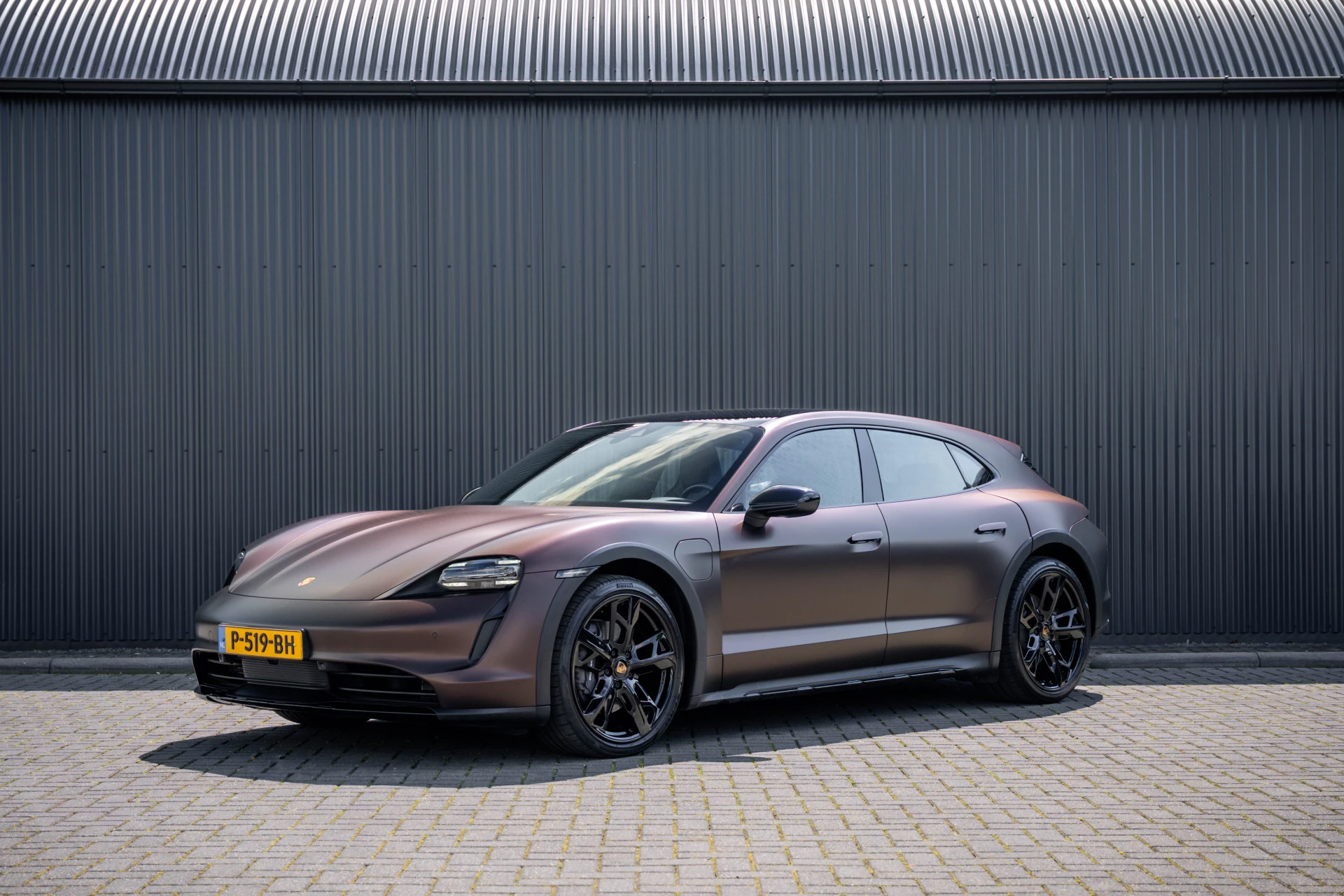 Porsche Taycan 2022 - Cross Turismo 4 | 93kWh | SOH 91% | Luchtvering | Panoramdak afbeelding 1