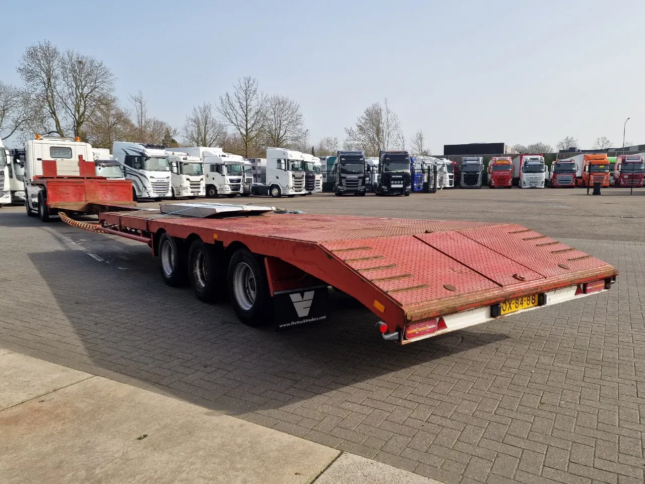 Van Hool SZ-302 1978 - Low loader - 3 axle - Ramps - Extendable - Steel suspension image 16