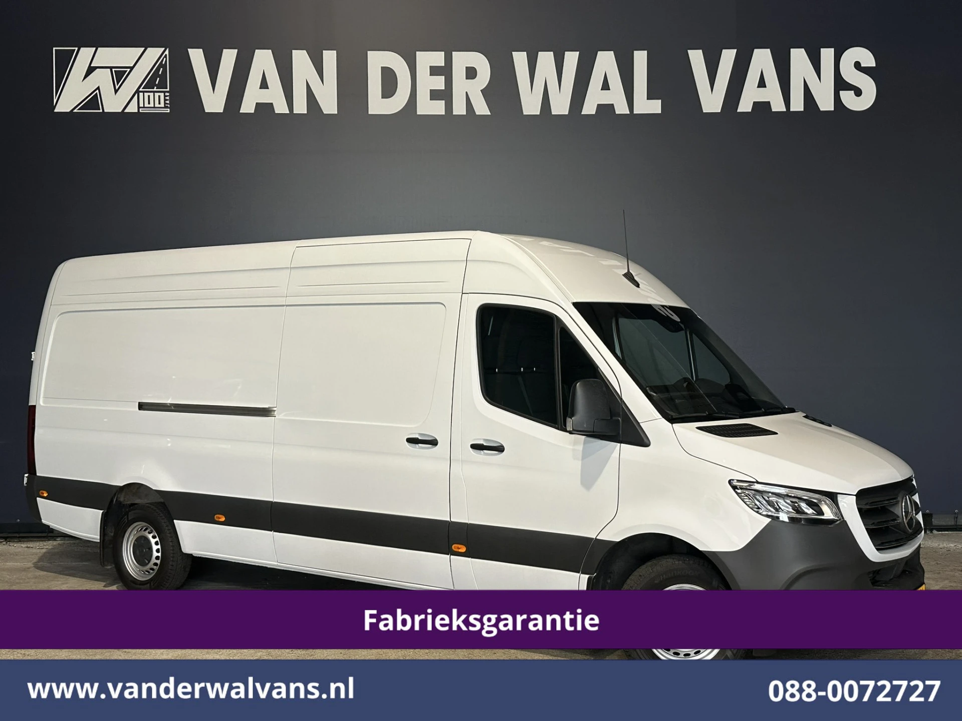 Mercedes-Benz Sprinter 2024 - 317 CDI 170pk L3H2 Fabrieksgarantie Euro6 Airco | XL MBUX | Camera | LED | Adaptieve Cruiscontrol afbeelding 1