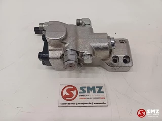 Caterpillar N/A 2022 - Valve check and relief Caterpillar imagem 2