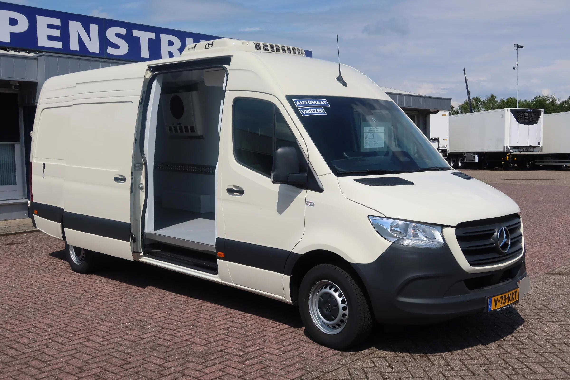 Mercedes-Benz Sprinter 2024 - 315 L3/H2 Koelen/Vriezen Bi-Temp + Laadklep obrázek 2