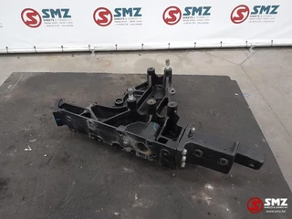 Renault N/A 2002 - Occ bracket links Renault T 21116689 82232523 immagine 4