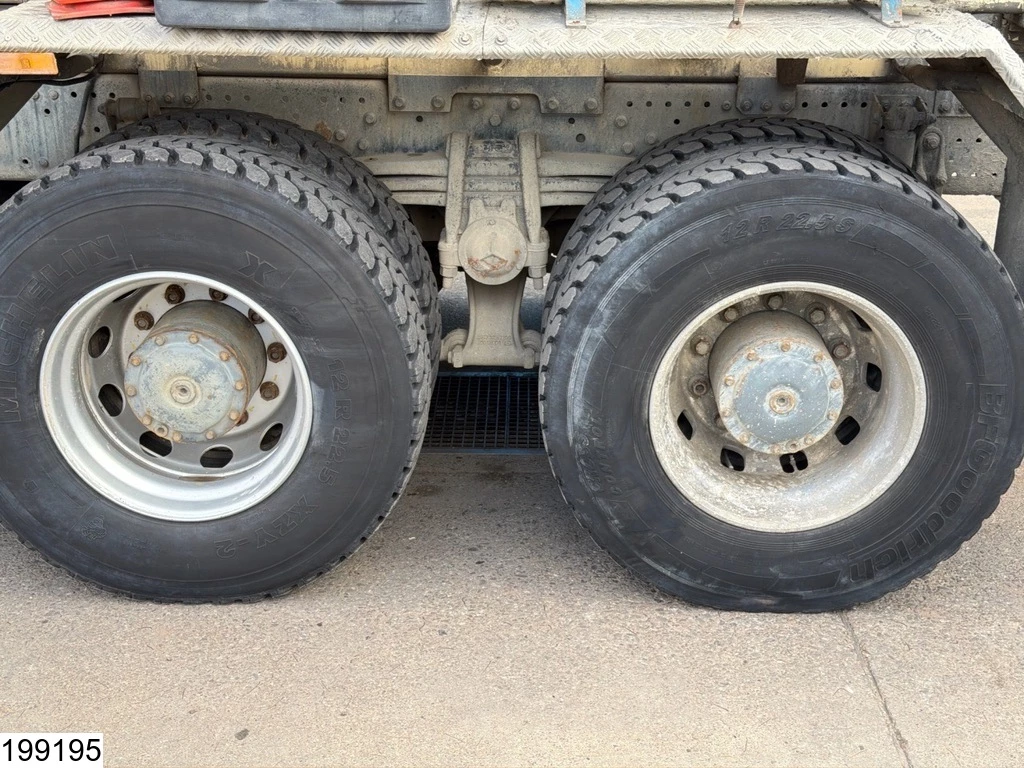 Mercedes-Benz Actros 2000 - 3236 8x4, PTO, Liebherr, Steel spring afbeelding 12