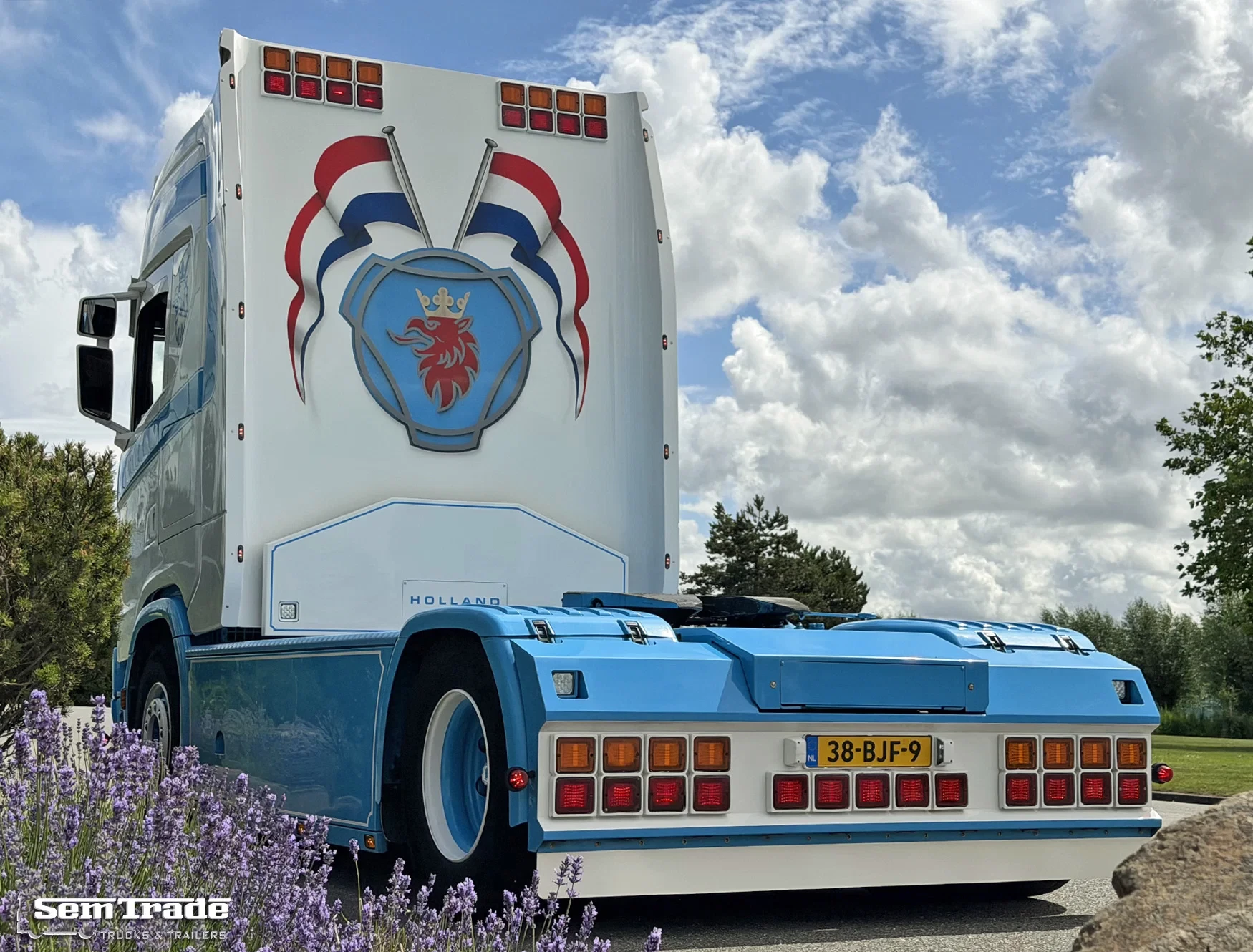 Scania S 2017 - S730 V8 NGS KING FULL OPTIONS SPECIAL INTERIOR SPECIAL SHOW TRUCK IN NEW CONDITION obrázek 26