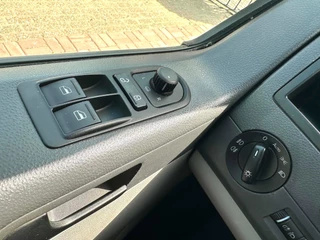 Volkswagen Transporter 2014 - Kombi 2.0 TDI L2H1 9 Persoons AUTOMAAT MARGE bild 30
