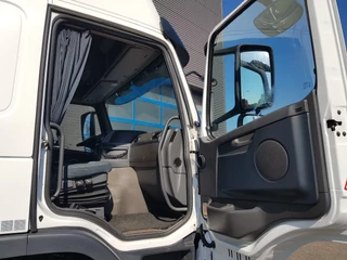 Volvo FM 410 2011 - 6x2 ADR EX/II EX/III FL OX AT Hydrauliek immagine 17