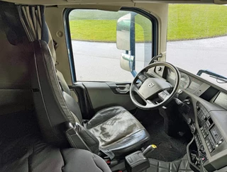 Volvo FH 2015 - 16.650 XL 6X2 FULL AIR FULL OPTIONS SIDE DOOR TOP CONDITION HOLLAND-COMBI imagen 16
