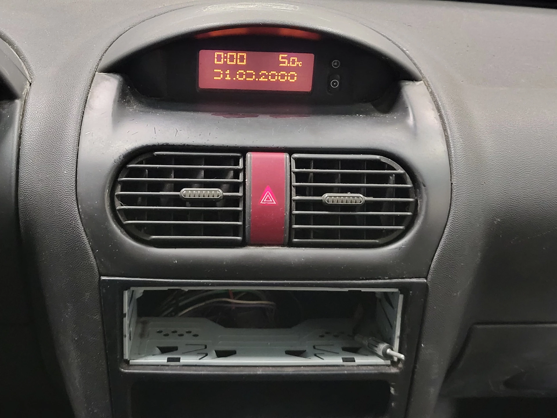 Opel Combo 2008 - 1.7CDTi Airco Trekhaak Marge image 10
